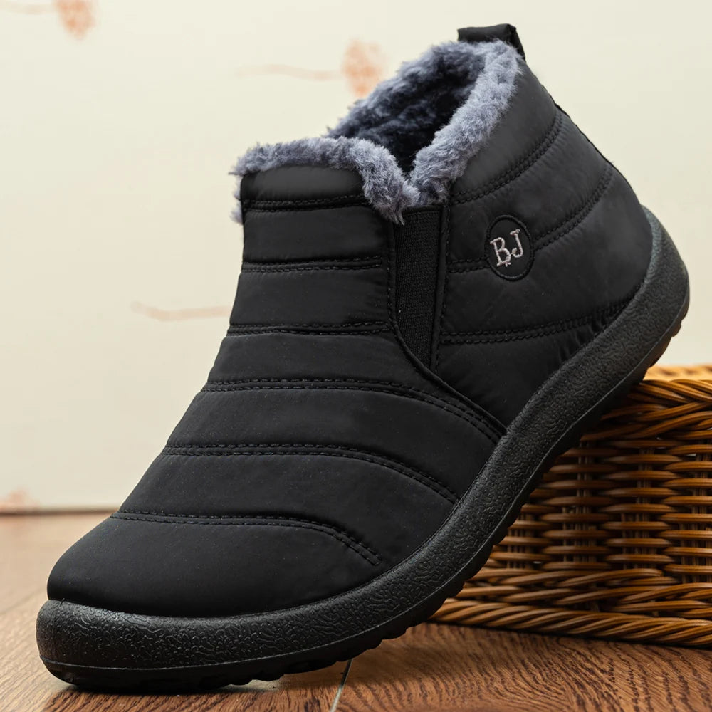 Hommes bottes imperméables bottes d'hiver bottes de neige légères fourrure chaude hommes chaussures grande taille 47 unisexe bottines sans lacet chaussures décontractées