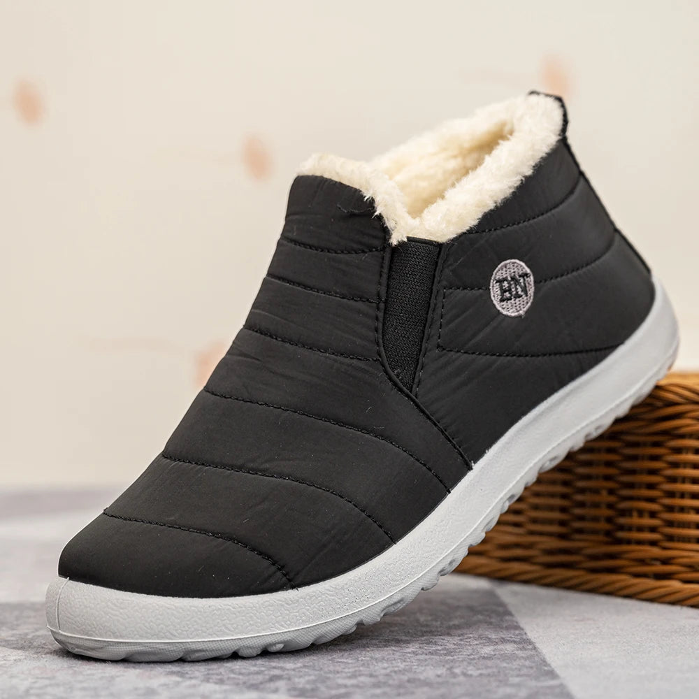 Hommes bottes imperméables bottes d'hiver bottes de neige légères fourrure chaude hommes chaussures grande taille 47 unisexe bottines sans lacet chaussures décontractées